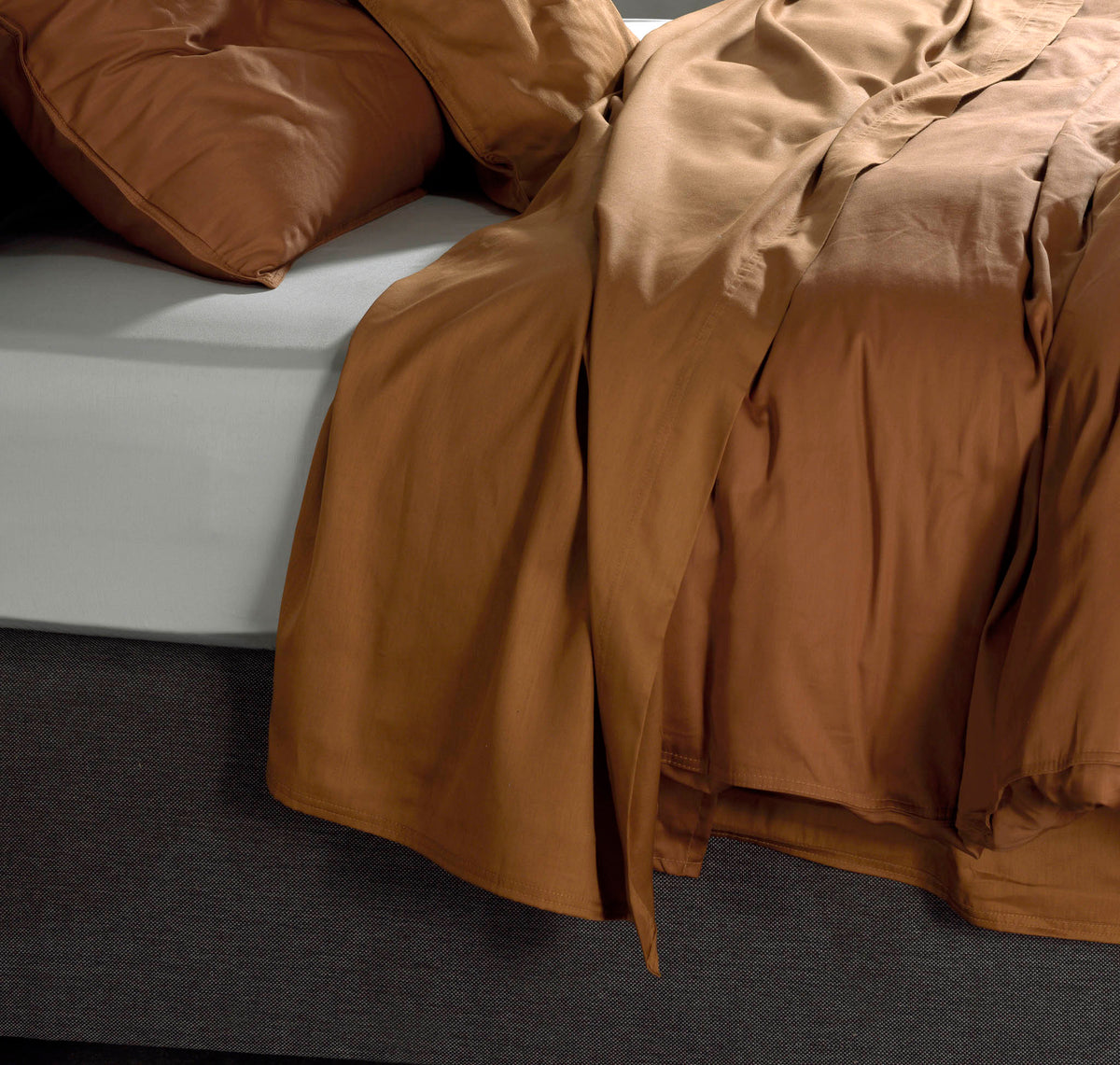 Zo Home laken Satinado Cognac Brown satijn
