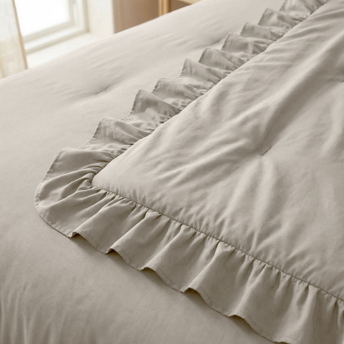Sleeptime lazy dekbed Ruffles Taupe/Grijs