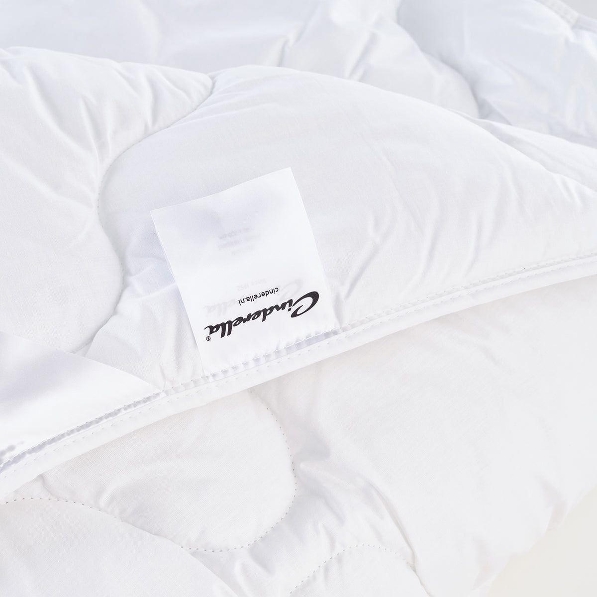 Cinderella dekbed synthetisch Mellow, enkel