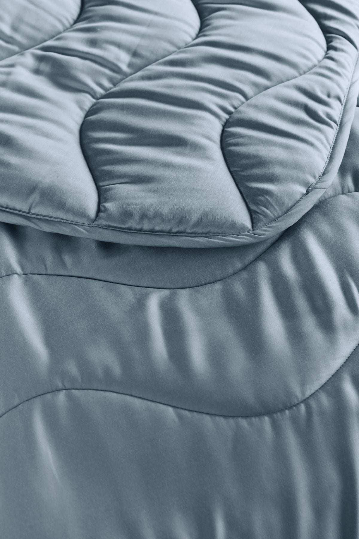 Beddinghouse lazy dekbed Cocoon Blauwgrijs