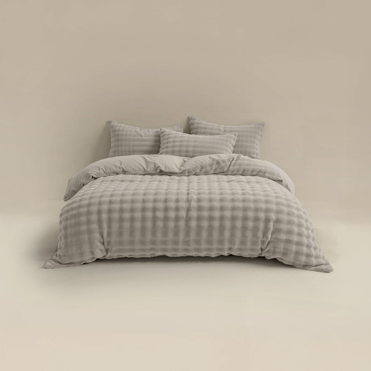 Sleeptime Dekbedovertrek Nepbont Pompom Beige